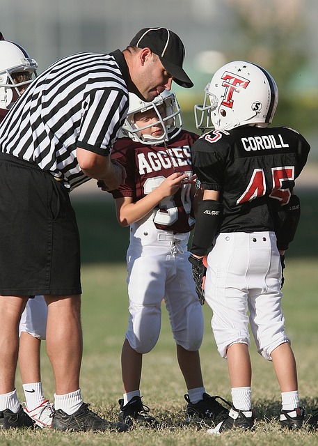 背景下深入 背景下深入